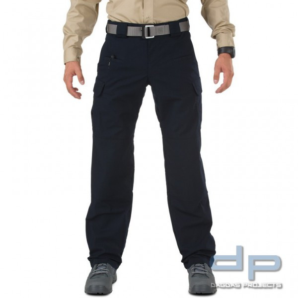 5.11 Stryke Pant in Khaki 32/32 und Dark Navy 40/32
